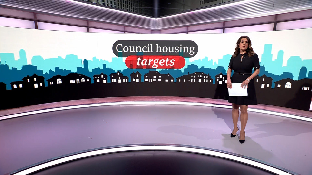 BBC London News_20230503_18301900.ts_snapshot_02.36.994