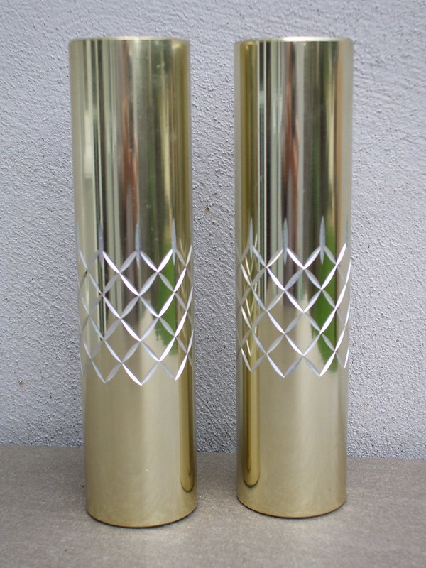 silver-vases.jpg
