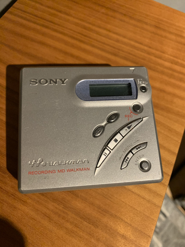 0BB93617-6033-4FAE-8D6C-F39477D4F7EE