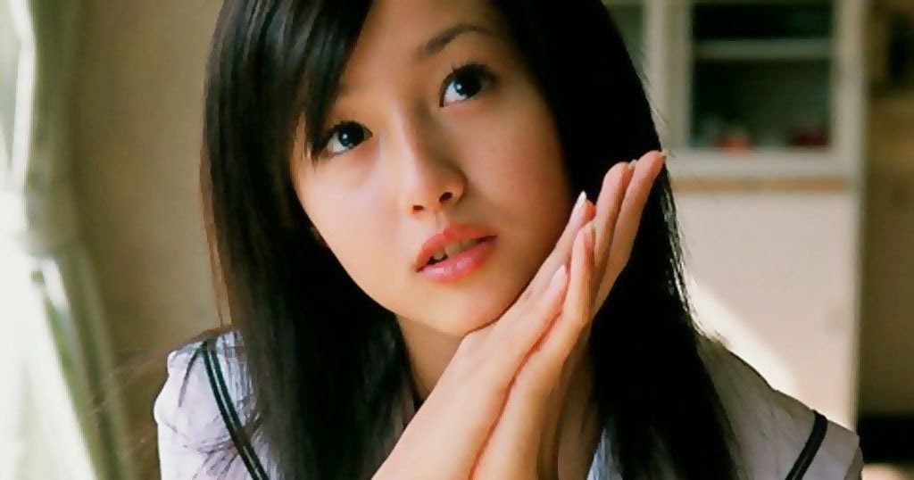 ARTIS-JEPANG-CANTIK-2014.jpg