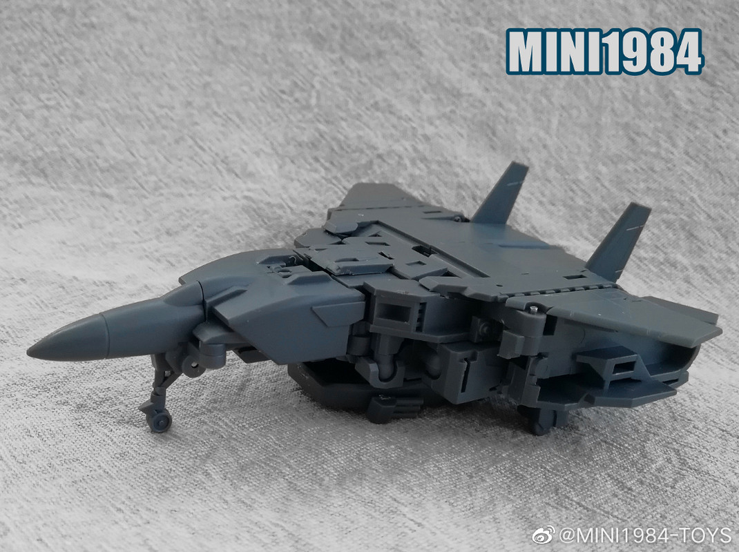 MIni1984-Toys-Blitzwing-7