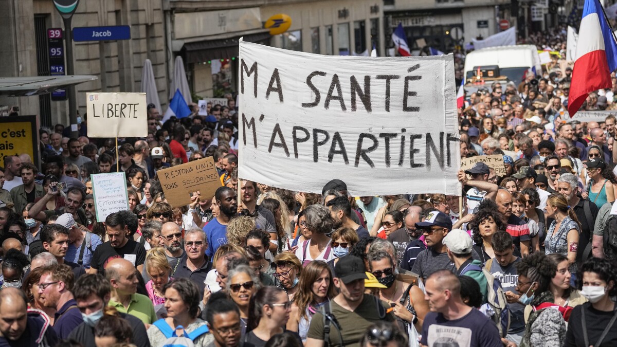 Protestan en varios países de Europa por las medidas del Covid-19