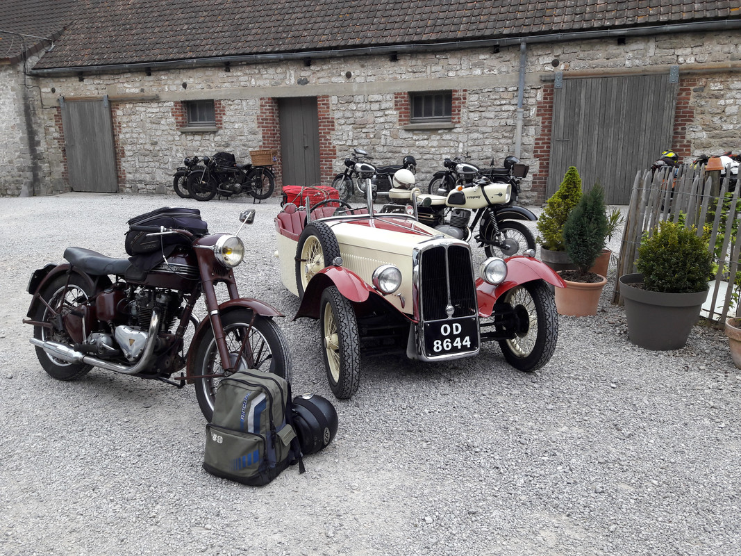 A14D0B0F-0DEF-4B7C-B6F9-84907CC9904A