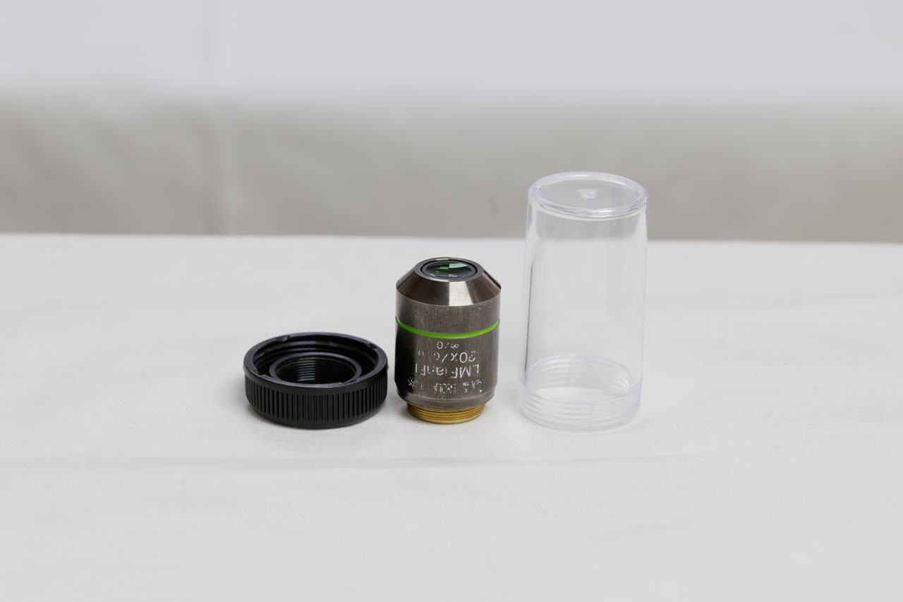 Olympus 20x
