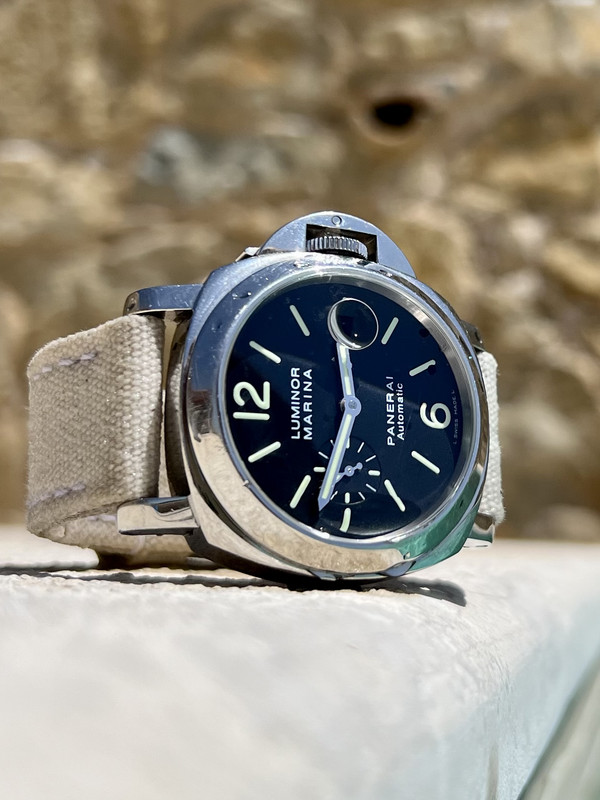 A7152581-0DC7-4F46-A987-58D6D0BD9193