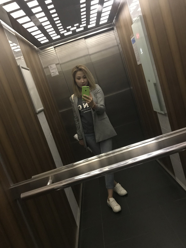 01BB334C-B5DC-40AC-B364-23CEFA6DE173