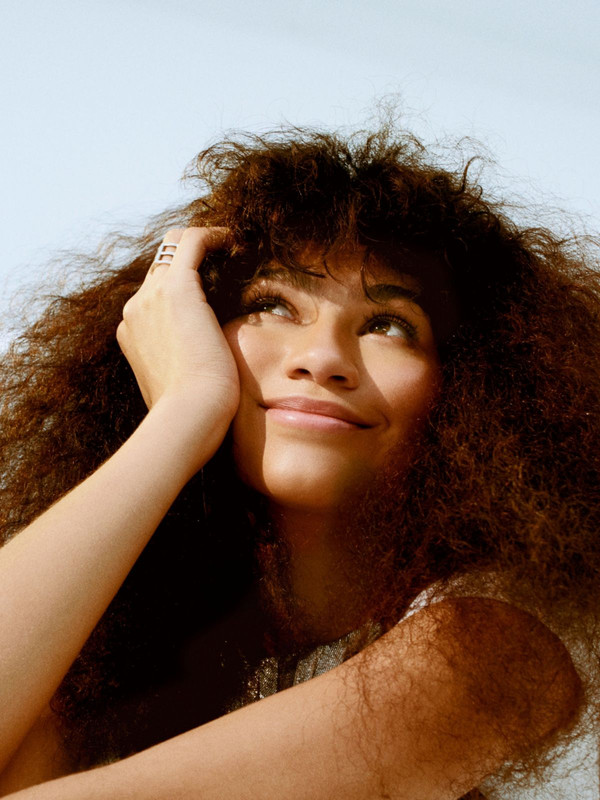 zendaya for fashion magazine winter 2018 6 — Postimages