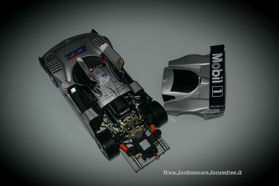 MERCEDES-CLK-GTR-AUTOART-bpk