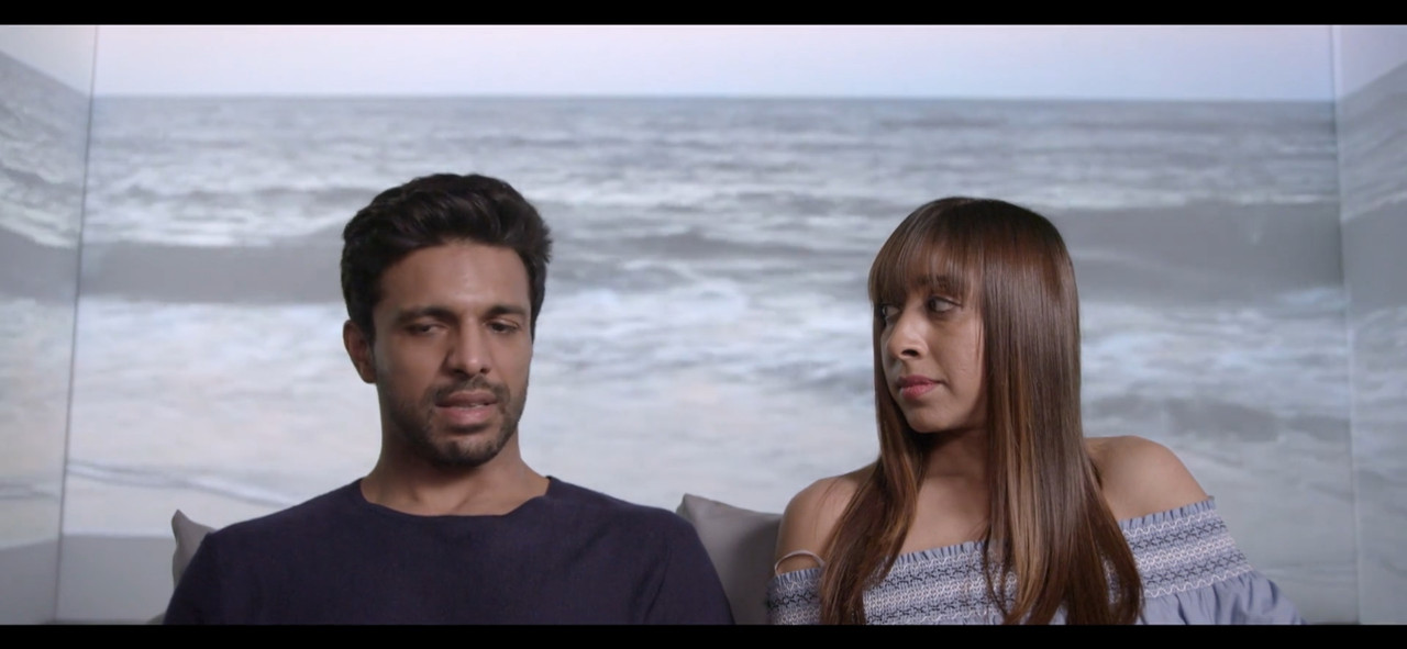 Love Movie Screenshot