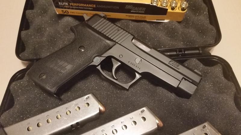 SIG P220?