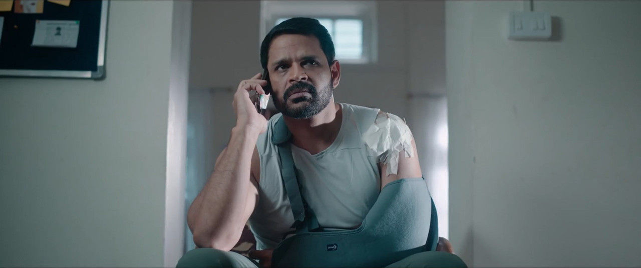 Asthram 2025 WebRip [Tamil] 480p, 720p ESub Screenshot
