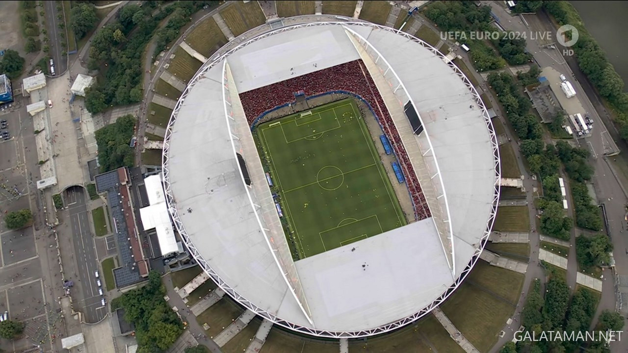 [Image: 06-18-20-10-00-Das-Erste-HD-UEFA-EURO-20...04-800.jpg]