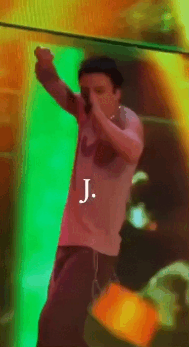 copy-0-E767974-BB73-4742-BF0-A-AFDD17-F14154.gif