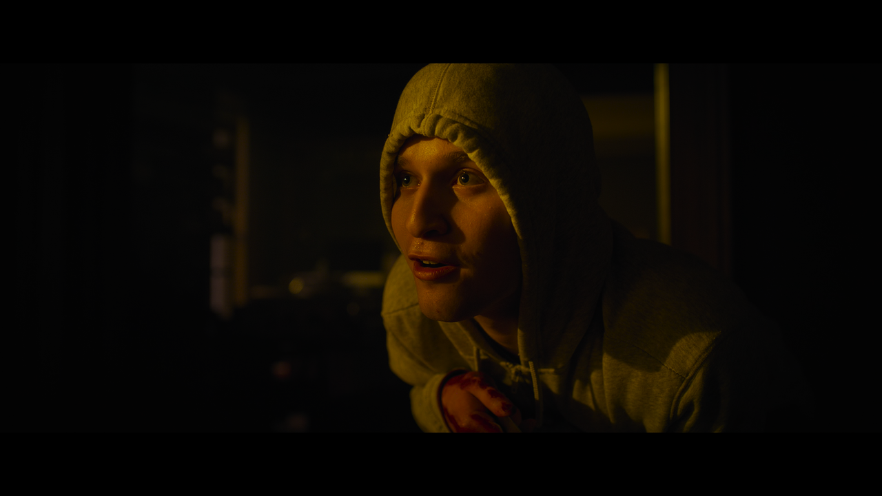 The.Woman.in.the.Window.2021.2160p.NF.WEB-DL.DoVi.HDR10.H.265-Нечипорук.mkv_snapshot_01.22.06.672