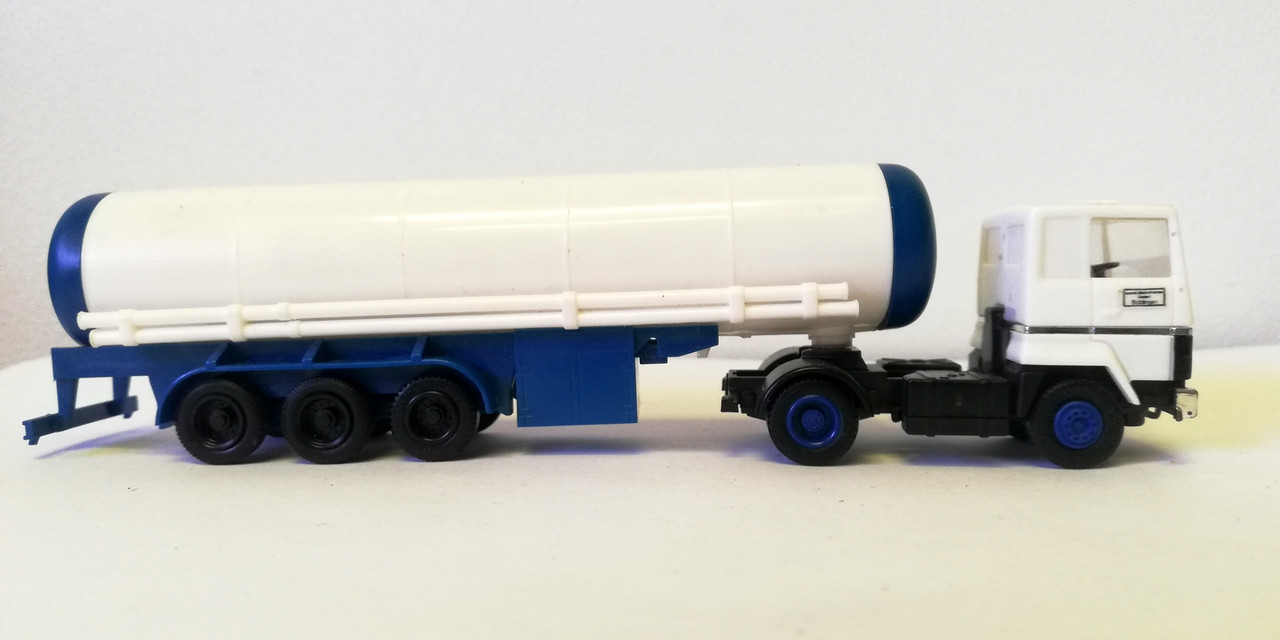 Mach (2584)