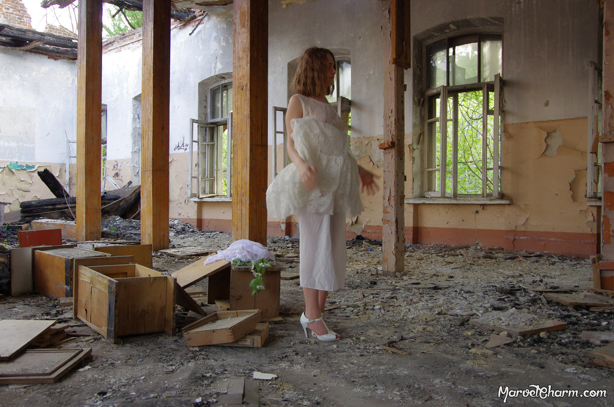 MarvelCharm_Nicolette-Ruins-051