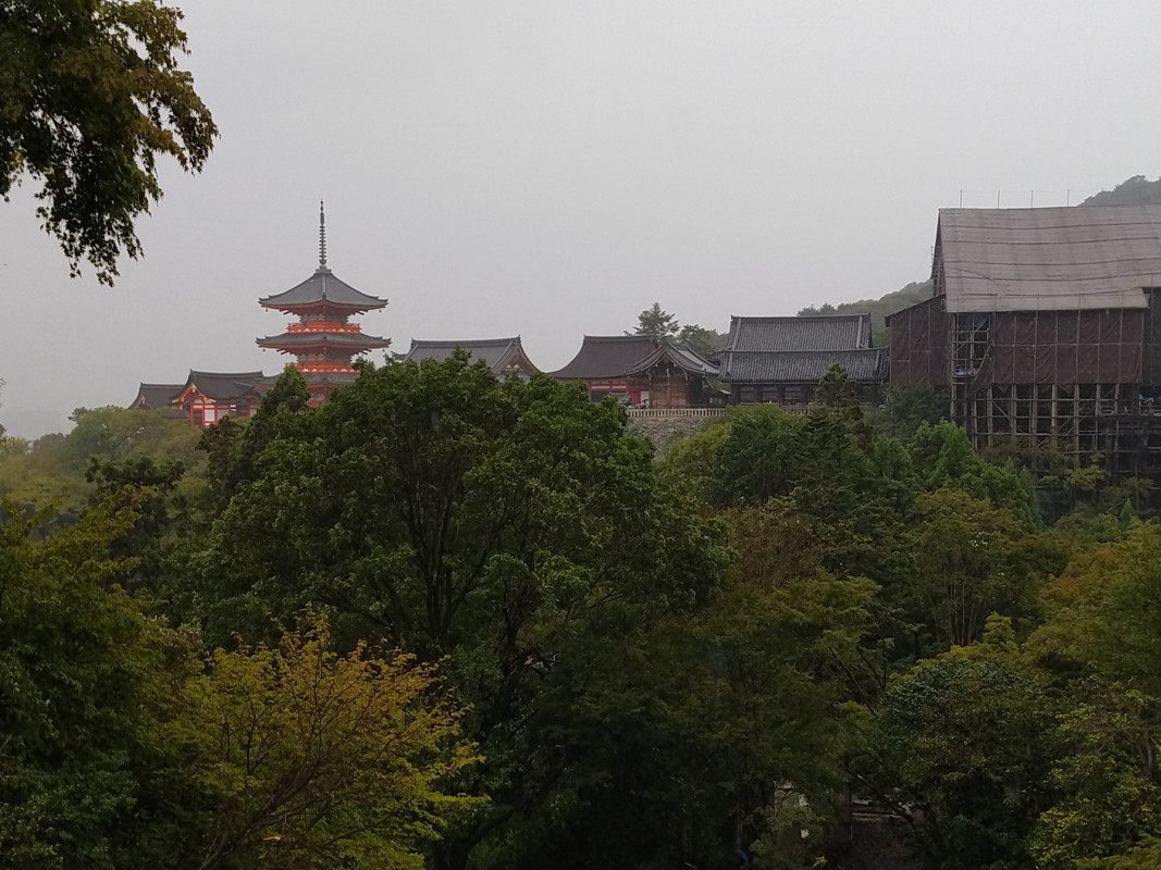DOMINGO 9 - KYOTO -  Kiyomizudera - Ninenzaka y Sanenzaka - Ginkaku-ji - JAPON. UNA GRAN AVENTURA , SIN ENAMORAMIENTO FINAL (2)