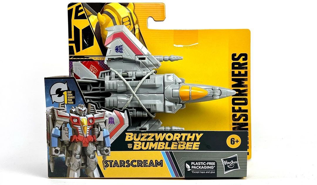 Buzzworthy-Bumblebee-Cyberverse-Starscream-01