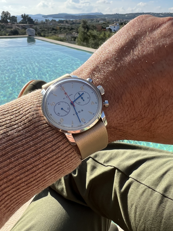 69F25425-9ABA-448F-85AD-48073DC7A4F7