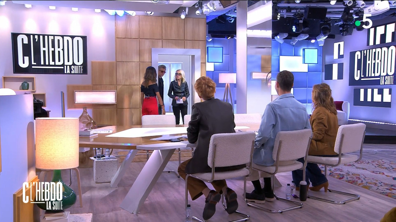 C l'hebdo la suite - Saison 8 - Invités Benjamin Biolay, Laure Adler, Simone Zan..._France 5_2024_03