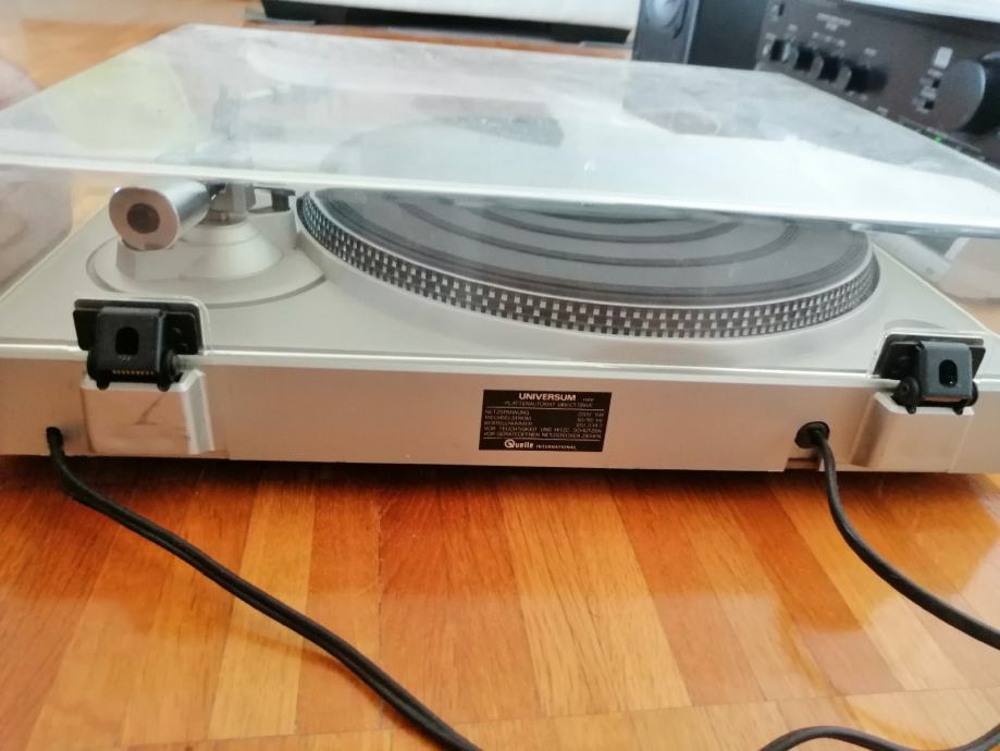 gramofon-slika-135910495