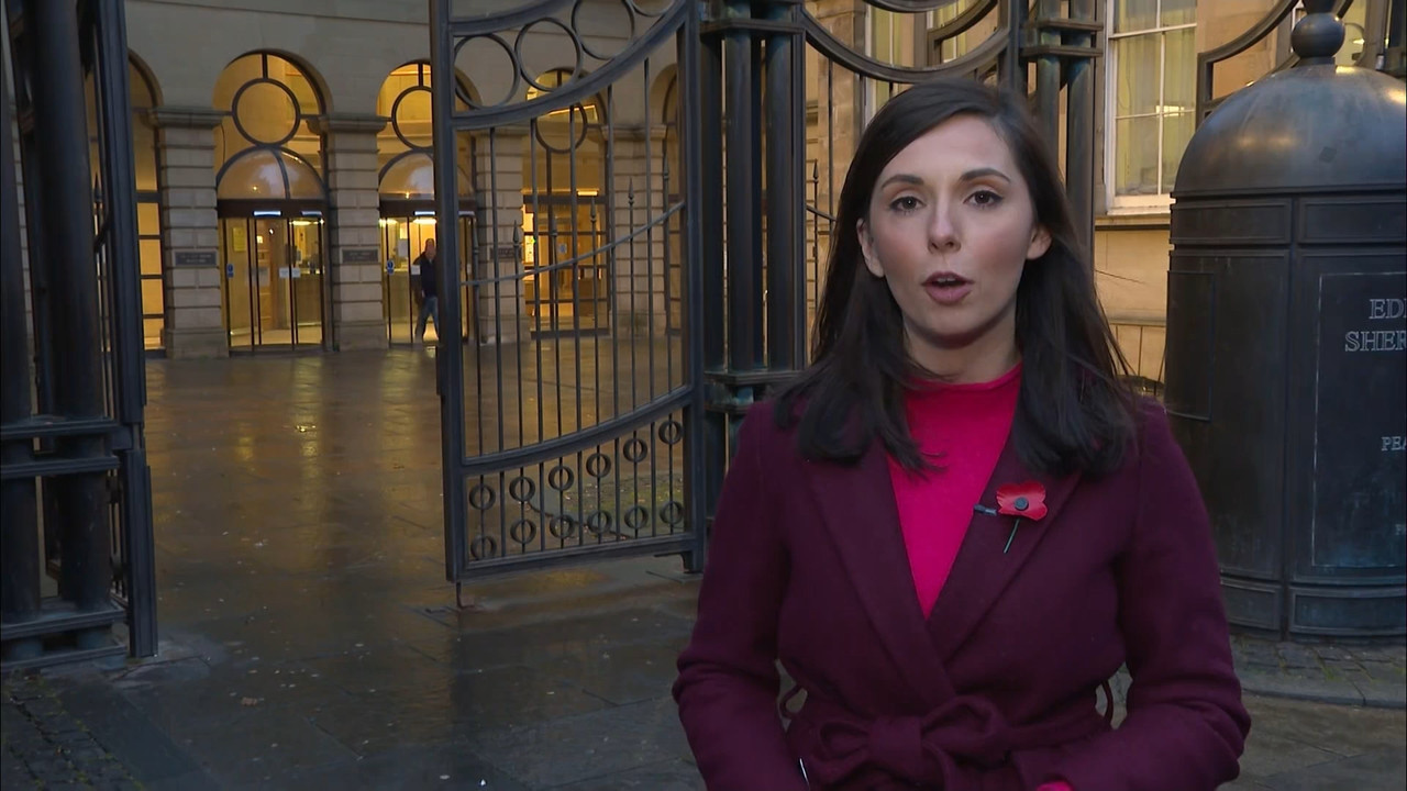 ITV Evening News_20221107_18301930.ts_snapshot_00.27.08.482