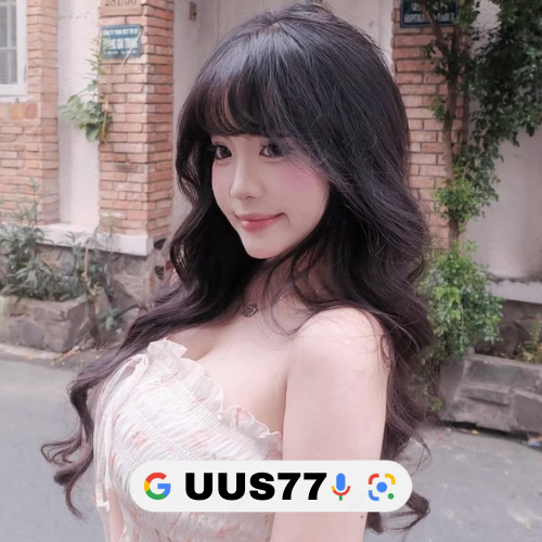 UUS77 𖦹 IKAN PAUS NAIK KE DARAT BAWA UANG SEKOPER image 1