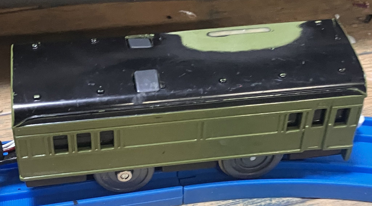 09AE6A0F-2F56-435A-BEDE-3728F84522D9