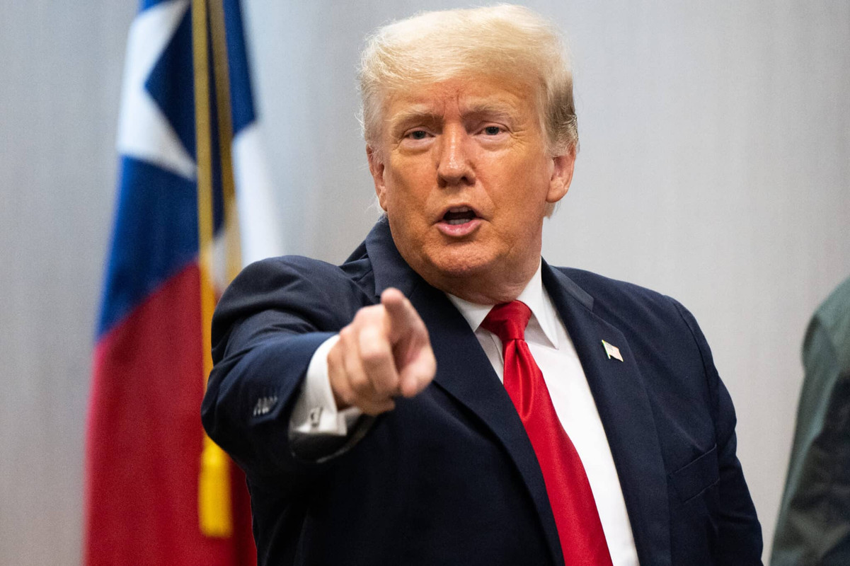 Llaman a Donald Trump y a sus hijos a testificar por fraudes