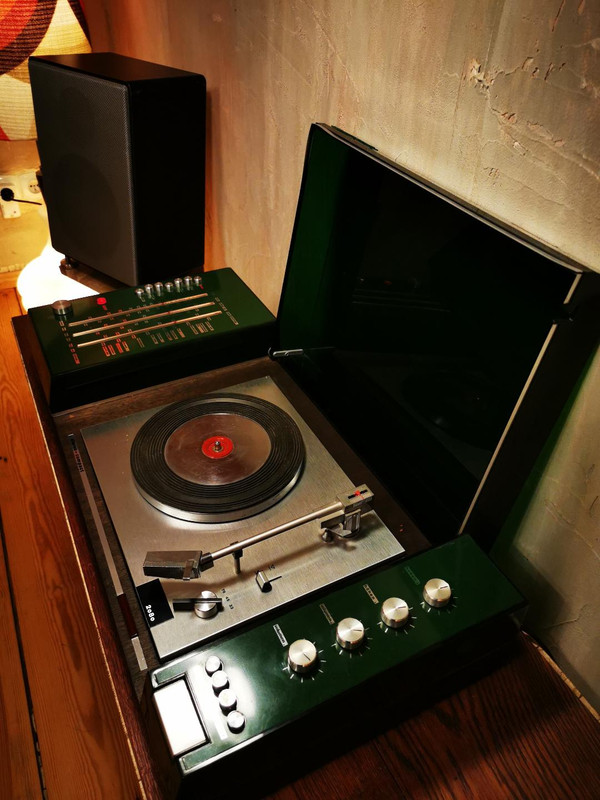 FFC986D7-52AC-44D5-860F-D4BDA3483938