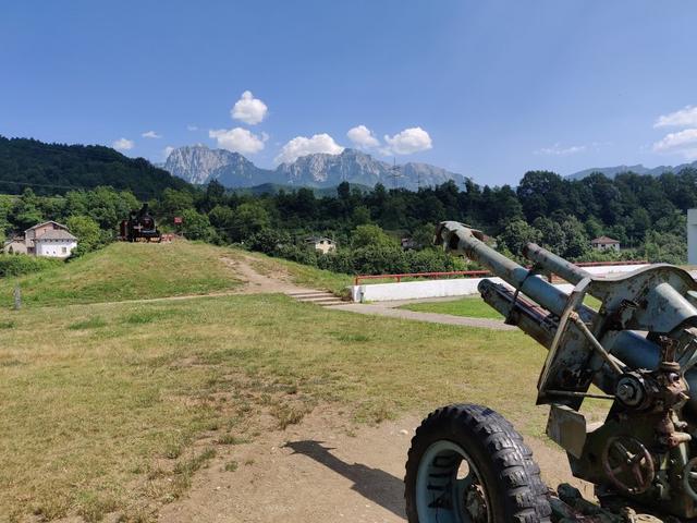 10 días por Eslovenia, Croacia y Bosnia con 3 niños. - Blogs de Europa Oriental - Sabado: Entramos a Bosnia parando en Mostar, Jablanica y Sarajevo. (14)