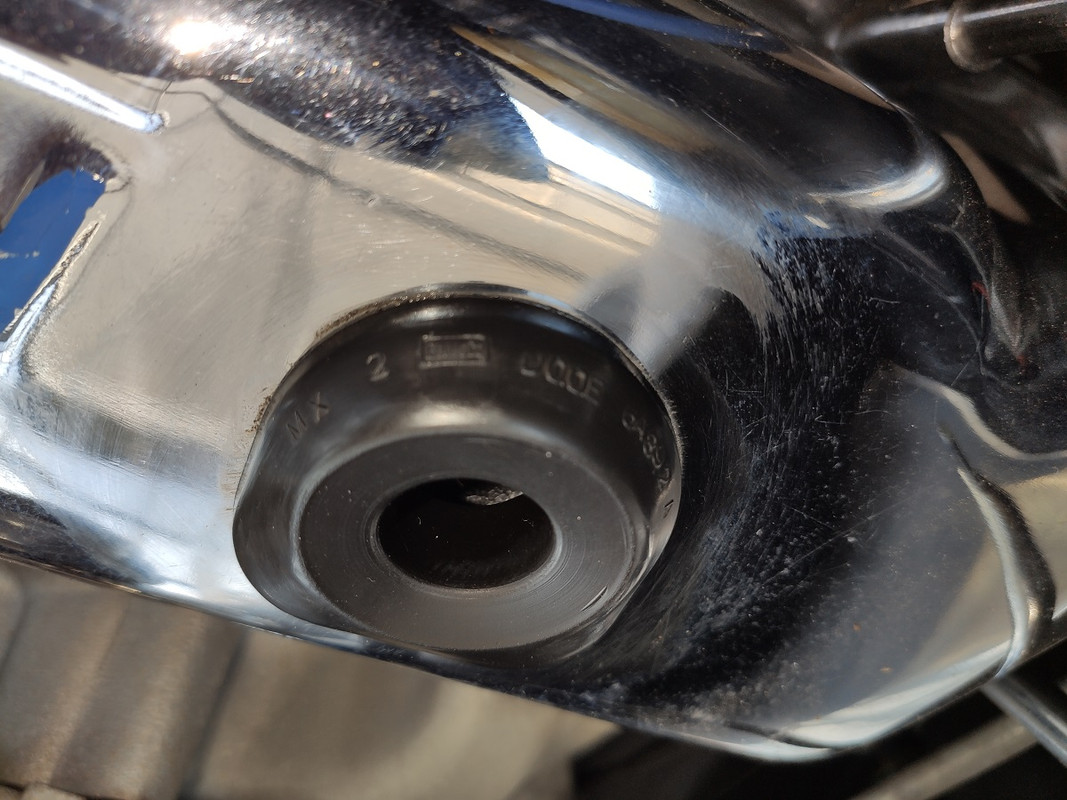 grommet