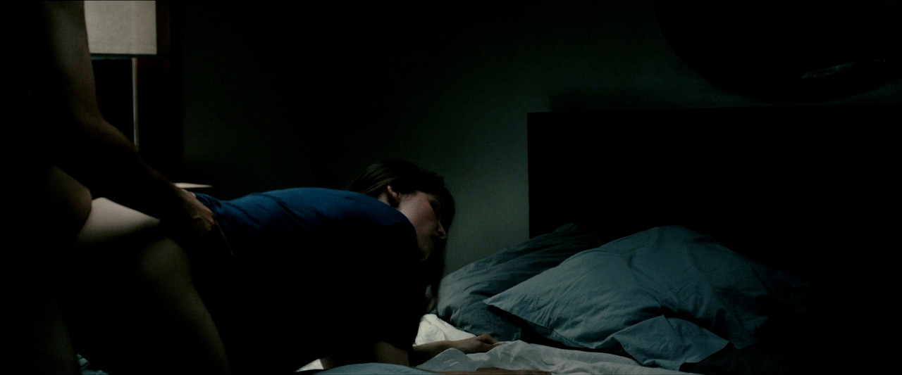 Laetitia.Casta_Do.Not.Disturb.00_00_41_01.Still004