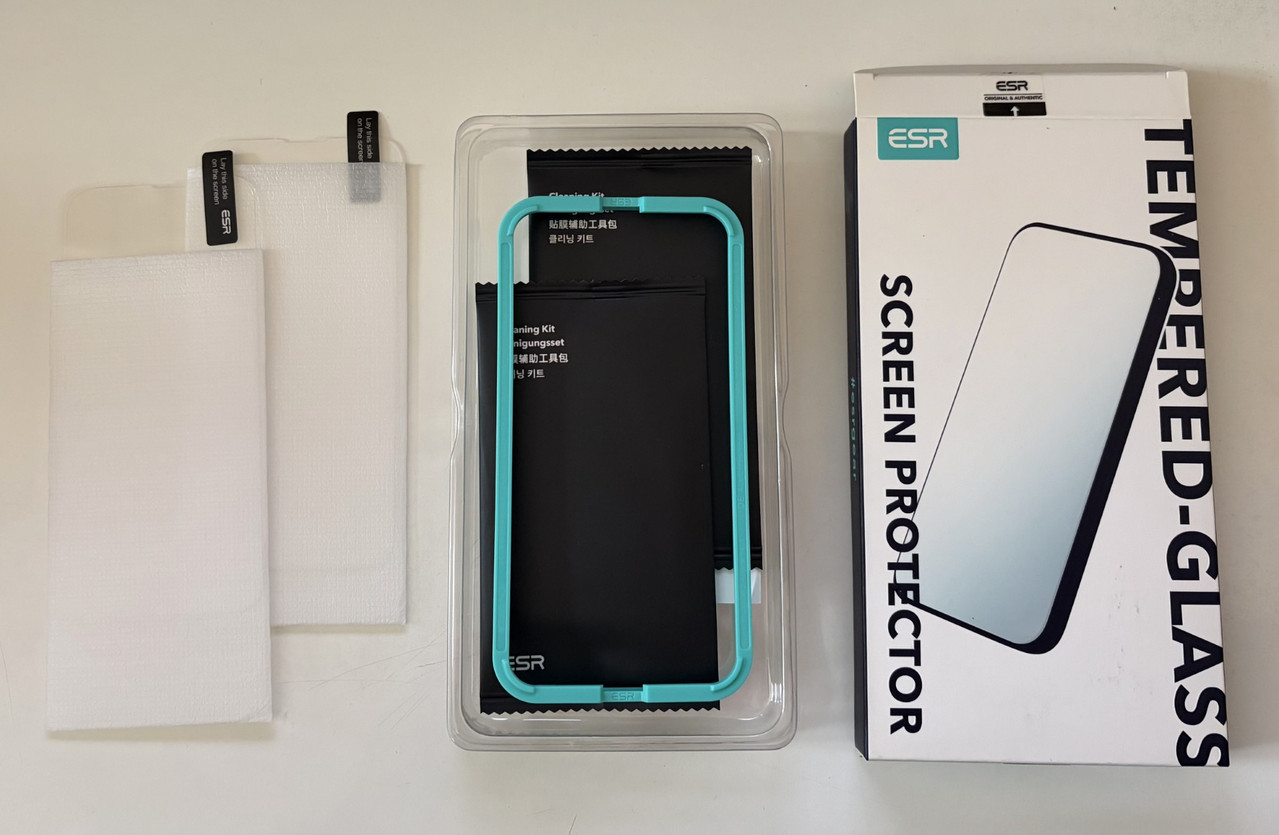 https://i.postimg.cc/HxQ4K2MR/iphone-13-mini-(5)-Protection-ecran.jpg