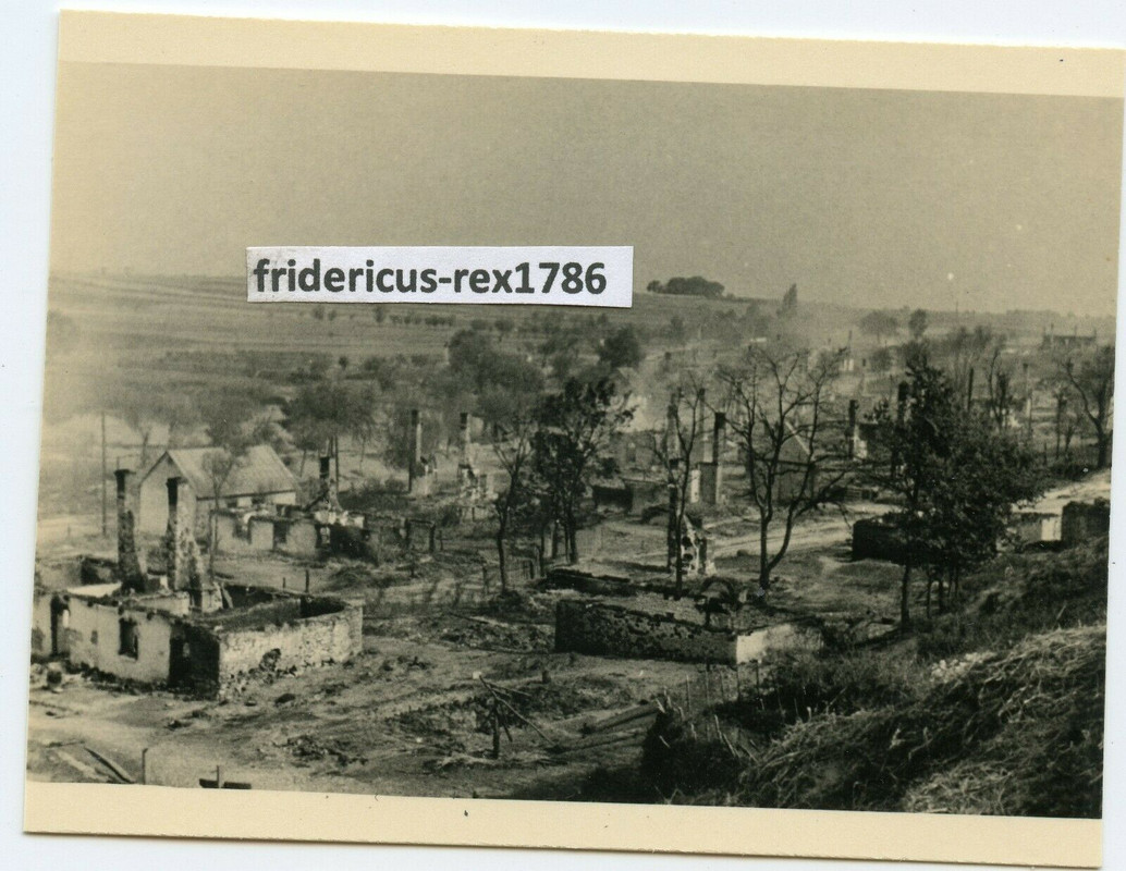 11 Fotos Polen Blitzkrieg 39 Vormarsch Land und Städte Brücken Technik Pkw s4