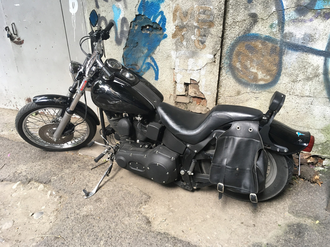 4EB28090-9C72-45FD-B511-D097F2D84693