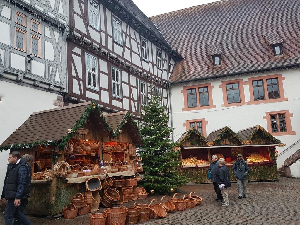 MILTENBERG-MICHELSTADT- VUELTA A CASA - CUANDO LA NAVIDAD LLEGA A BAVIERA... (4)