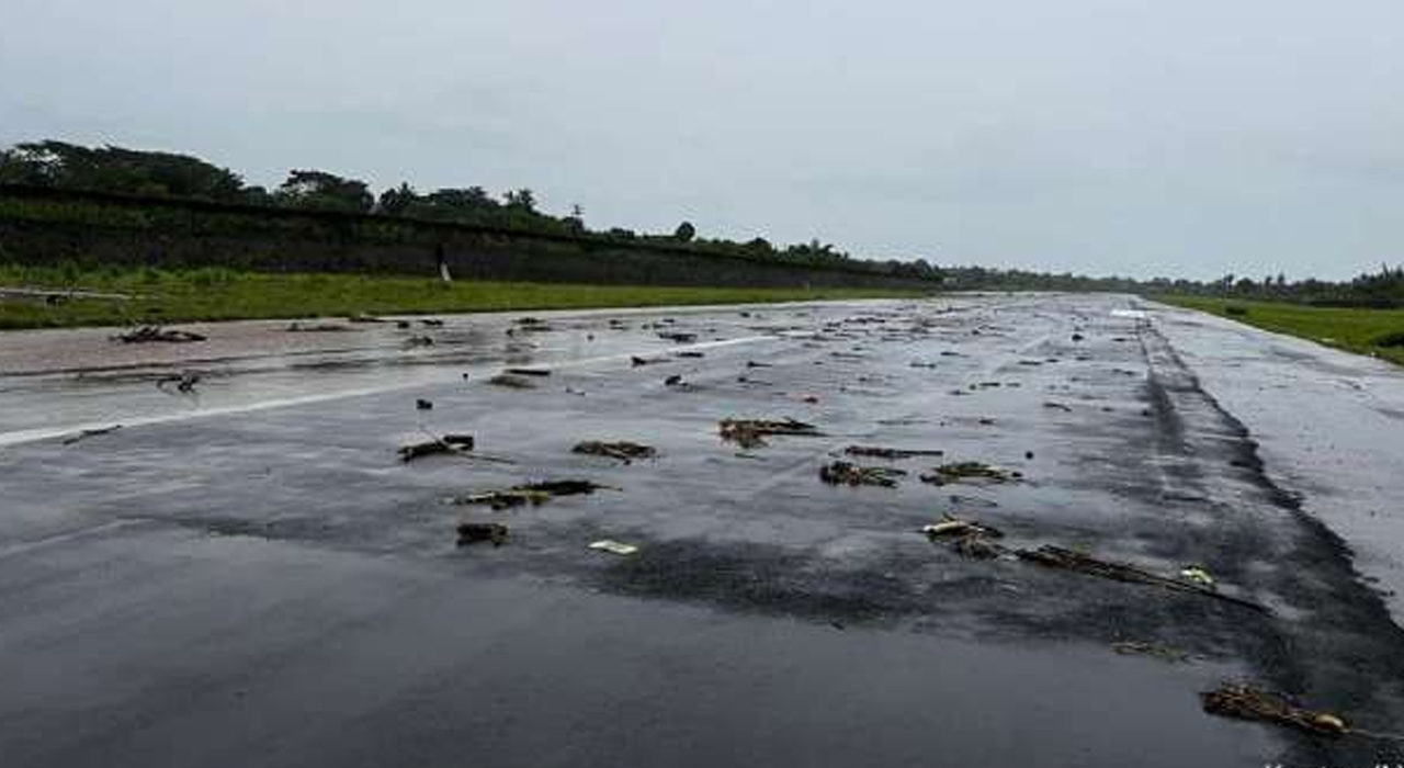 Bandara Oesman Sadik Ditutup Usai Banjir di Maluku
