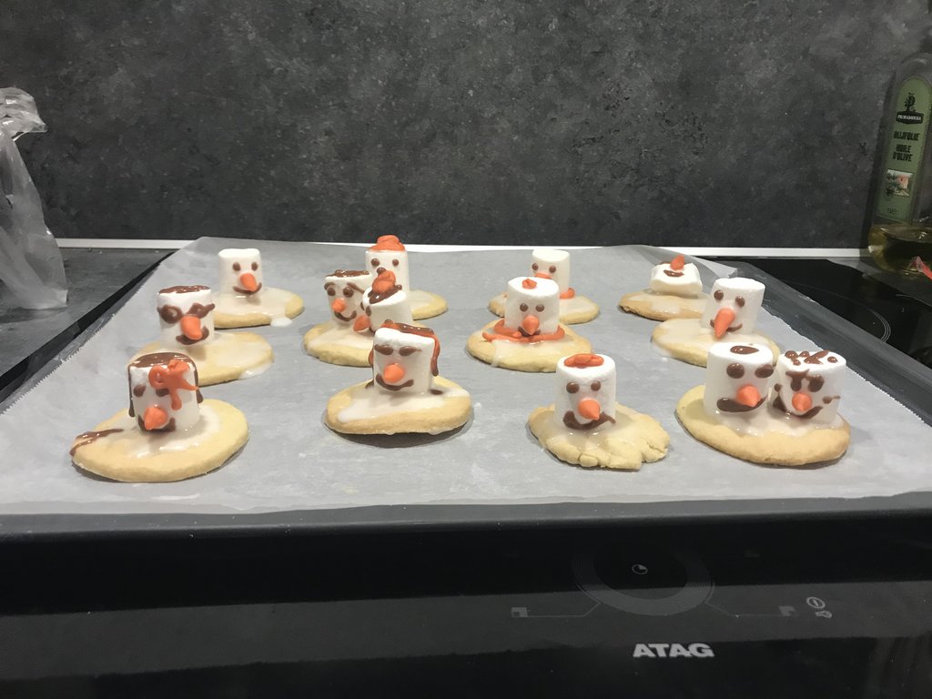 FB4DE57C-A8FF-4C97-B79E-2B2BBAE99F5B