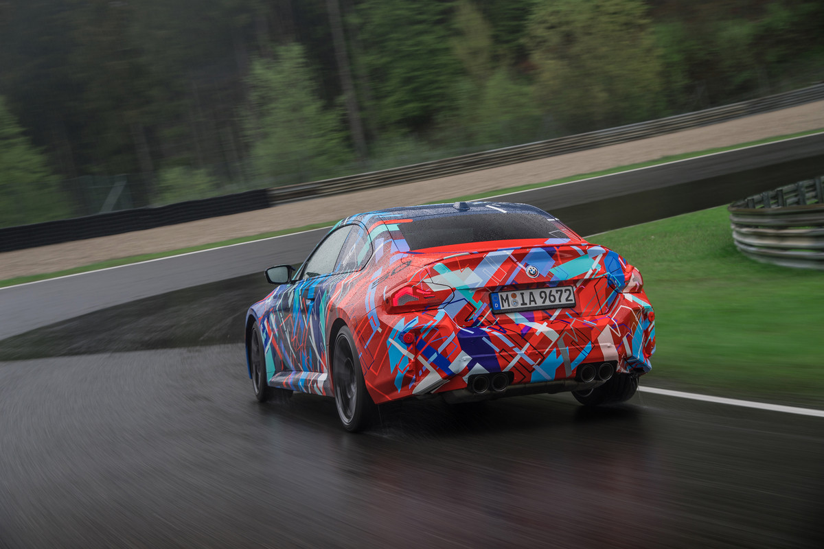 P90468013_highRes_the-all-new-bmw-m2-u