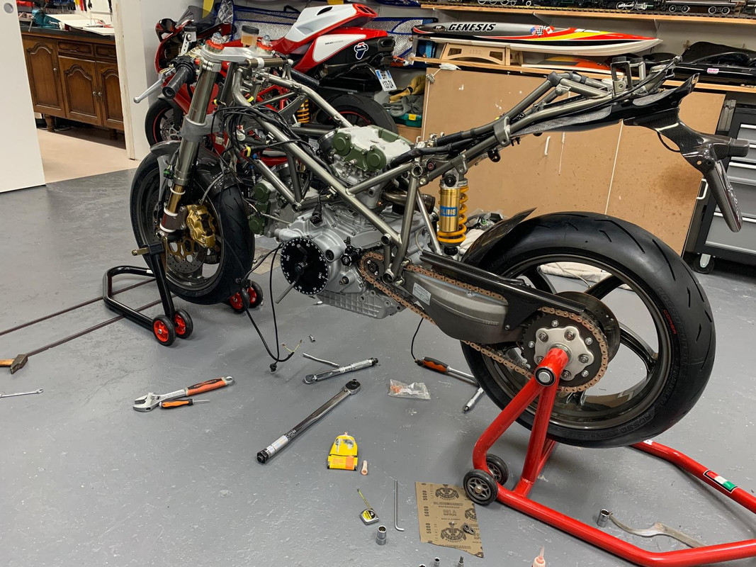 57988873995__D3C92213-6AF6-415C-BCD1-0FDA1FDB4EA2