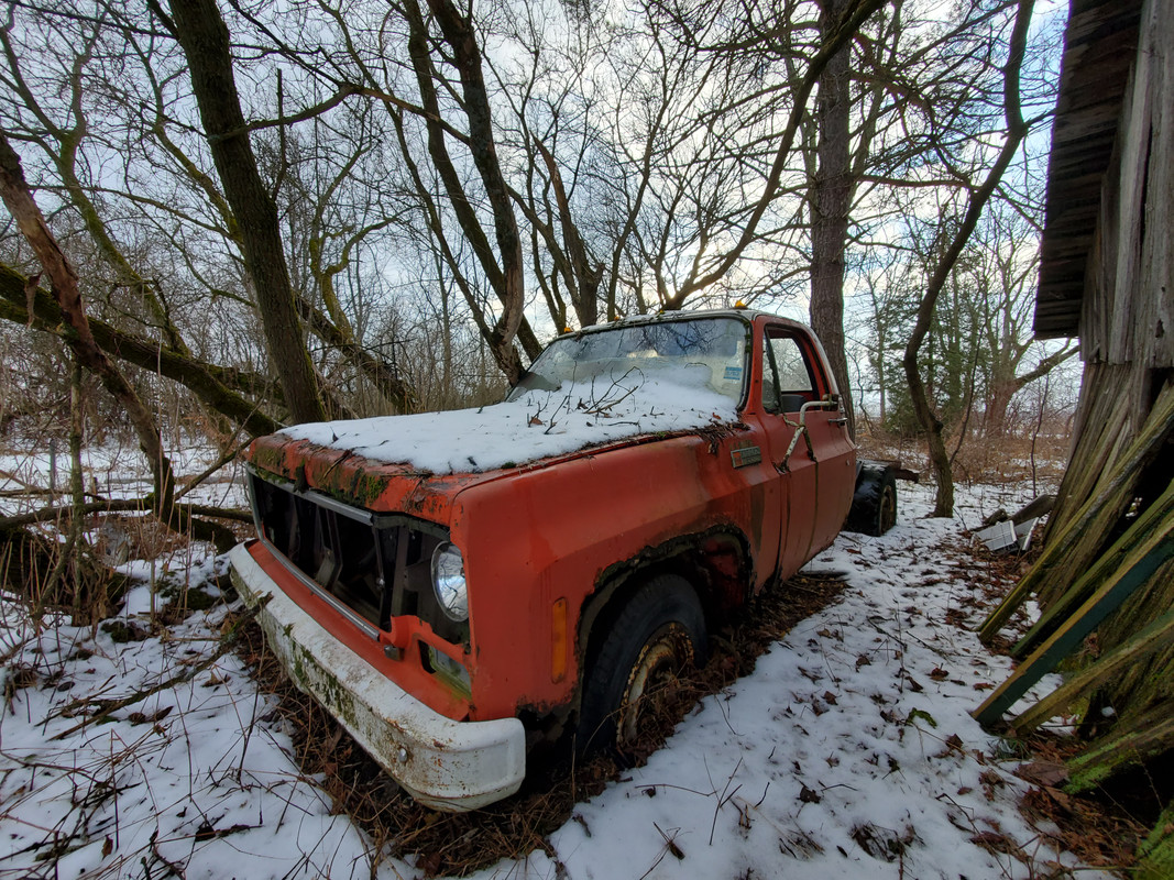 22) '73 to '74 GMC 2500 Super Custom