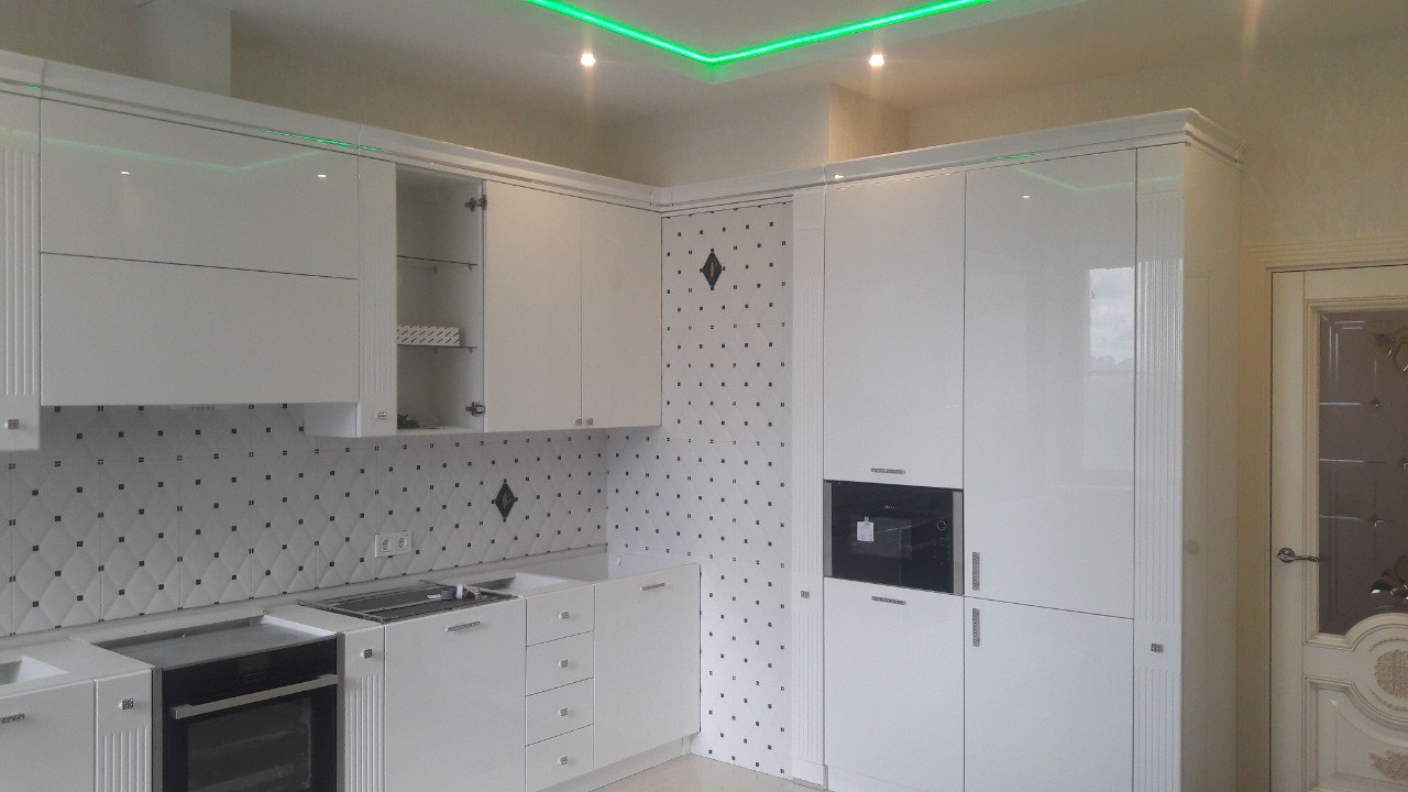 E4B6E7CC-0BE7-43CF-B93F-27F26E206E7B