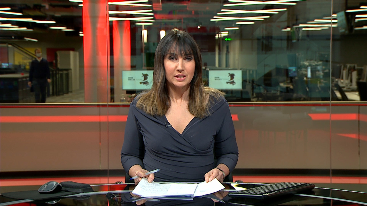 01.15 - 18.30.00 - BBC Wales Today. News and weather from BBC Wales. ....ts_snapshot_18.12.994