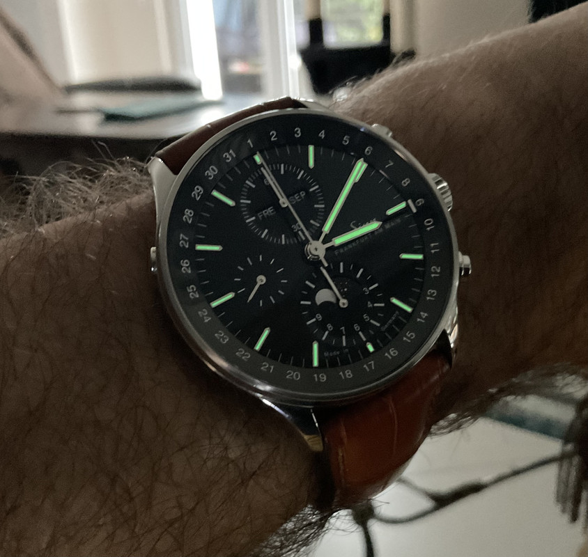 9A6BCAF3-CAD0-4E87-B5FD-66DD5A37542A