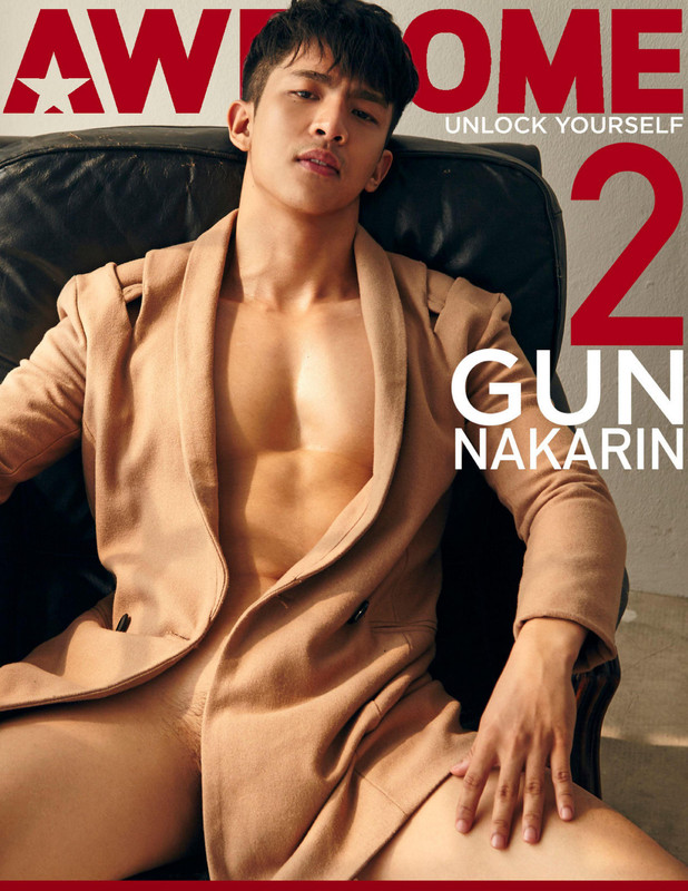 Awesome 2 - Chàng đẹp trai quyến rũ