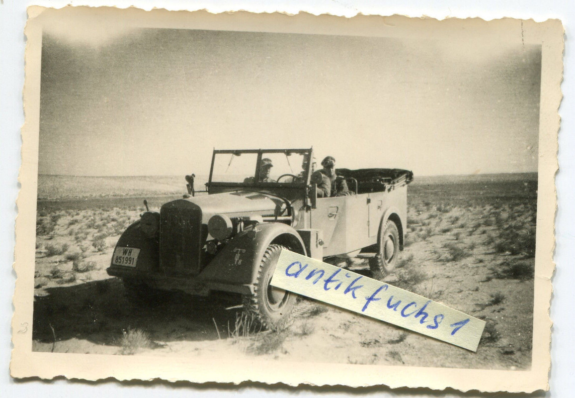 Rommel im Kübelwagen WH-851991 in Afrika beim Afrikakorps im 2.W