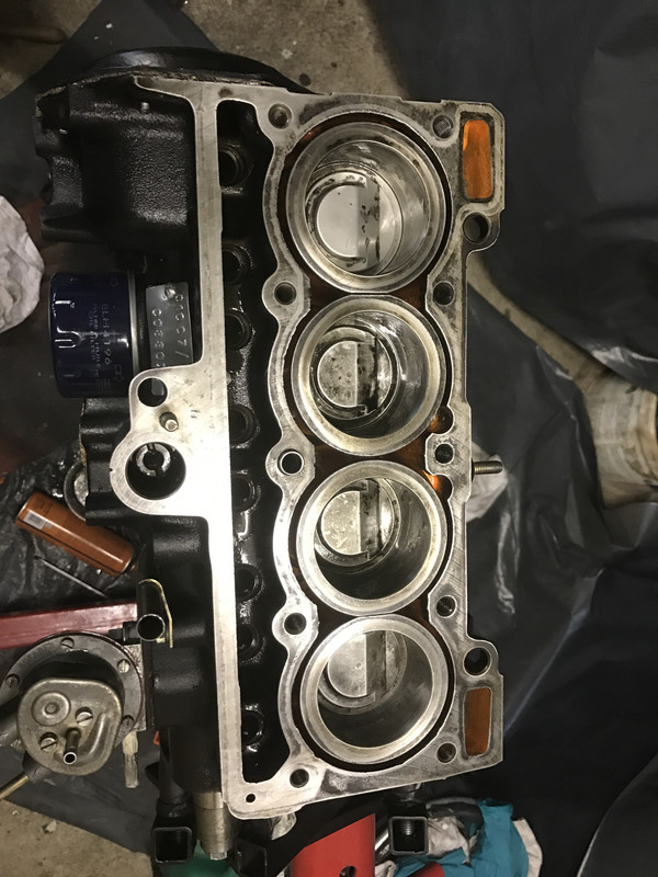 Restauration 4L (1270)