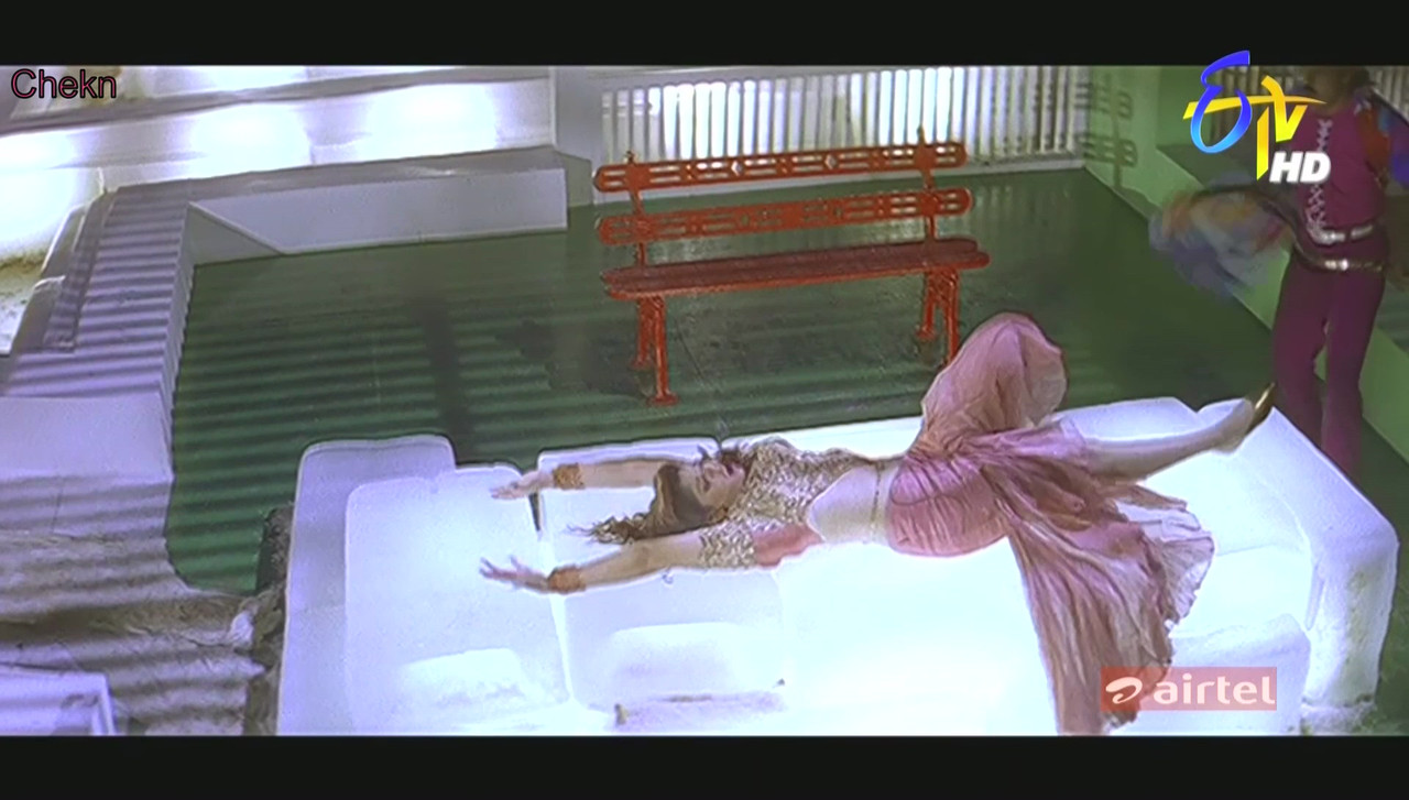 vlcsnap-2020-06-11-15h37m51s702