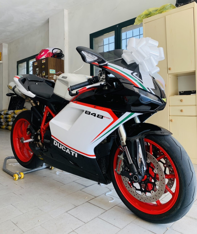 6A1D19C4-7DED-4F92-AB35-632DF7EC3B68